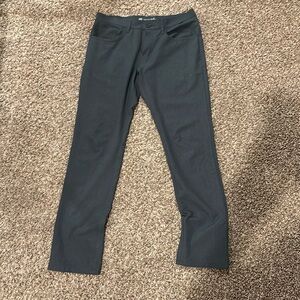 Travis Mathew, Dark Grey pant
33x34